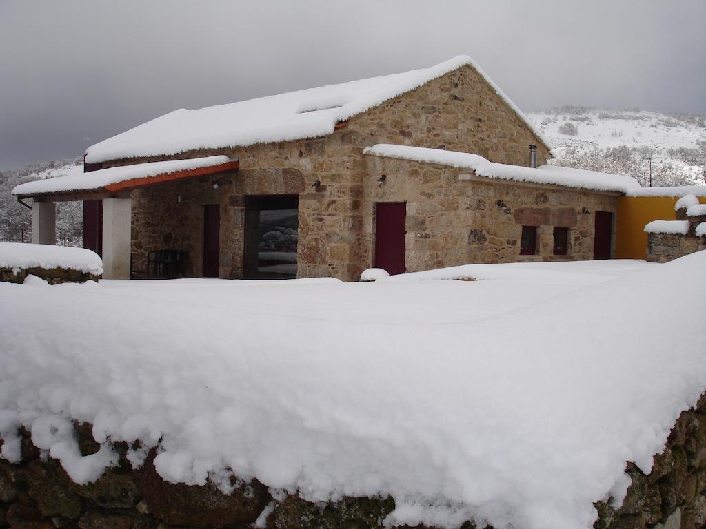 Casa Entre-Palheiros E Casa Do Canastro Montalegre Exterior photo